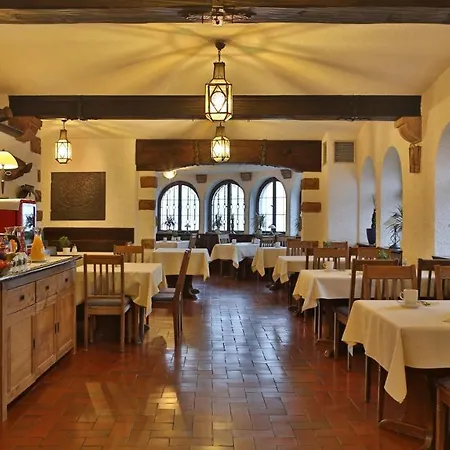 Hotel Burg Windeck ***s